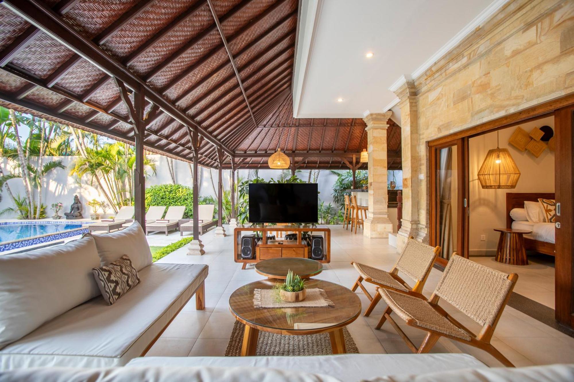 Viona 3 Villa - 3 Bdr Villa, Walk To The Beach Seminyak Kültér fotó