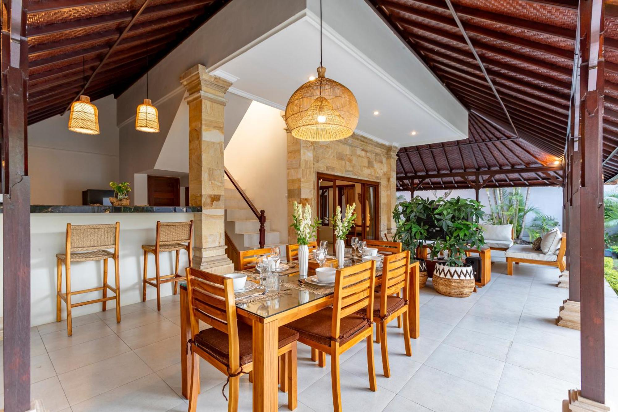 Viona 3 Villa - 3 Bdr Villa, Walk To The Beach Seminyak Kültér fotó