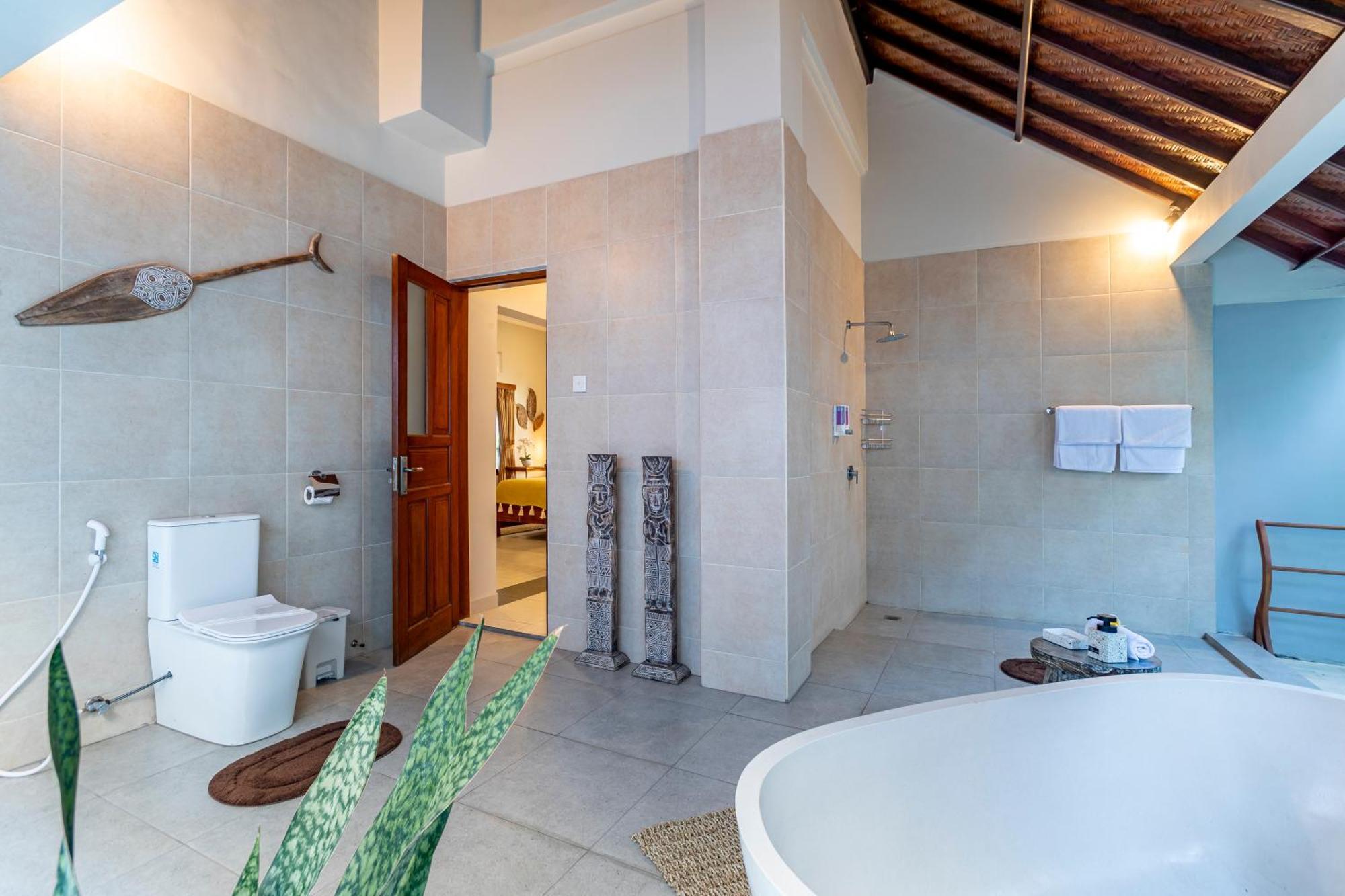 Viona 3 Villa - 3 Bdr Villa, Walk To The Beach Seminyak Kültér fotó